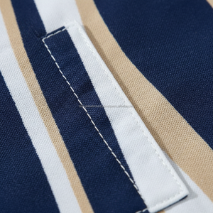 Conjunto de Pantalones Cortos Estampados Personalizados para Hombre - Diseño de Ondas Abstractas en Azul y Marrón, Atuendo Casual de Verano de 2 Piezas - Product Image 6