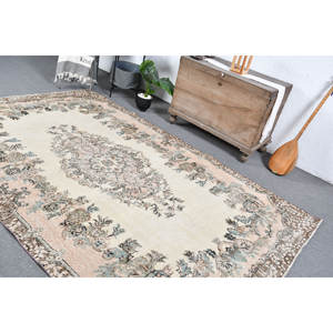 พรมตุรกีวินเทจขน6.2x9.5ft สีเบจสีน้ำตาลอมเหลืองสานเรียบมีลวดลายปะติดสำหรับตกแต่งห้องนั่งเล่น - Product Image 5