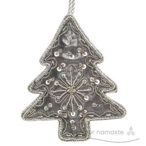 Ornamento in argento grigio fatto a mano per l'albero di natale decorazione per le vacanze ecologica da parte di donne artigiani Figurine e giocattolo - Product Image 1