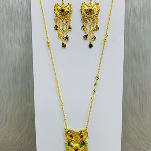 ชุดเครื่องประดับอาหรับชุบทองทันสมัยใหม่สำหรับผู้หญิงต่างหูดีไซน์เก๋ไก๋สร้อยคอจี้แฟชั่นวัสดุทองเหลือง - Product Image 1