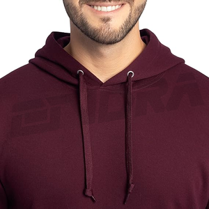 Sweat à capuche bordeaux pour homme avec logo personnalisé, en tissu polaire écologique, avec poche, pour un confort décontracté, style streetwear et gym - Product Image 3