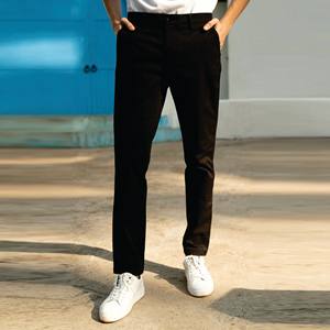 Vente en gros de pantalons chinos en coton pour hommes de la meilleure qualité à vendre avec logo personnalisé et matériel par Al-Faraj à bas prix - Product Image 4