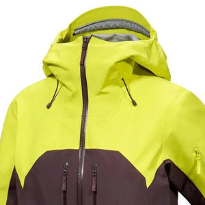 Veste de ski d'hiver pour femme avec ajustement personnalisé Conception OEM Matériau respirant Impression de logo et marque de distributeur - Product Image 4