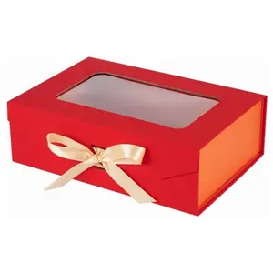 批发带盖的礼品盒磁性闭合香水盒，可触摸到富裕的香水盒纸