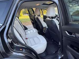 2023 Modèle Préféré Transmission Intégrale Boîte Automatique Sans Accident Faible Kilométrage Prix Abordable Prêt à l'Expédition - Product Image 6