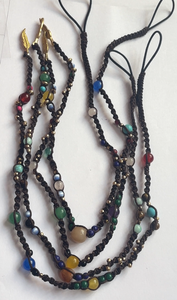 เครื่องประดับผม macrame Lulu ทำด้วยมือลูกปัดหลากสีทอง45ซม. ดวงจันทร์ครึ่งดวงการค้นหาเครื่องประดับไมโคร macrame เส้นไหมผสมสีสำหรับเธอ - Product Image 3
