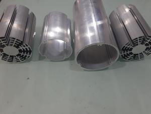 Disipador de calor de aluminio Serie 6000 con servicios de procesamiento de corte y soldadura - Product Image 4