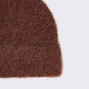 Venta al por mayor de gorros de moda con logotipo personalizado, ropa de calle elegante y suave invierno cálido hombres y mujeres de alta calidad Mohair Beanie - Product Image 5