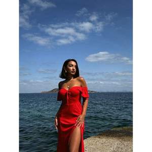 Topshow - Traje de Baño Elegante de Viscosa Lisa Color Granada, Venta al por Mayor - Product Image 4