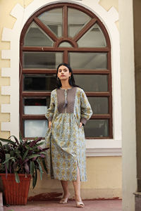 Vestido Casual de Algodón con Estampado de Bloques para Mujer, Fabricante Mayorista OEM, Proveedor de Ropa Femenina en India - Product Image 5