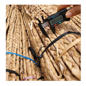 Corde tressée à la main en jacinthe d'eau Cordes en fil naturel pour artisanat et décoration fabriquées au Vietnam pour l'exportation - Product Image 3