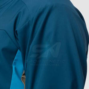 เสื้อแจ็คเก็ตซอฟต์เชลล์น้ำหนักเบาสำหรับผู้ชาย สวมใส่ง่าย สบาย - Product Image 5
