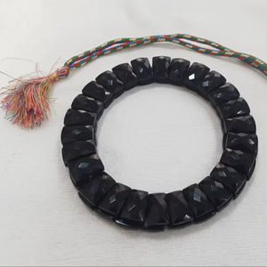 Collier de perles rectangulaires coniques en lapis-lazuli naturel de qualité AAA avec pierre principale - Product Image 4