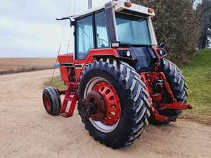 Tractor agrícola usado a buen precio para uso agrícola disponible para la venta a precios baratos y moderados, equipo agrícola - Product Image 3