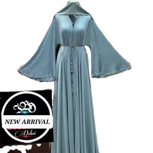 Abaya de luxe respirante en polyester, perlée et brodée à la main, col en V, manches longues, longueur cheville, modeste, pour femme, personnalisable OEM - Product Image 1