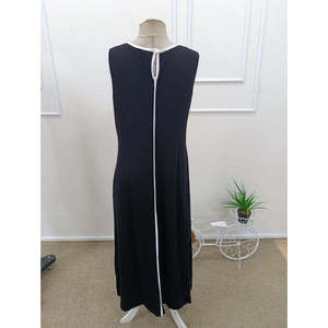 Robe longue en viscose pour femme Jane's, col épaules dénudées, avec détails de fines bretelles 36842-Noir - Product Image 6