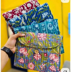 กระเป๋าเครื่องสำอางผ้าฝ้ายบุนวมโบโฮสำหรับผู้หญิงพิมพ์ตัวอักษรอินเดียเป็นมิตรกับสิ่งแวดล้อมกันน้ำความจุปานกลางมีห่วงปิด - Product Image 2