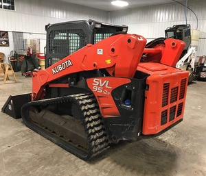 Chargeuse compacte sur chenilles Kubota SVL95-2 95HP |   Chargeuse compacte à chenilles en caoutchouc à couple élevé pour travaux de construction lourds - Product Image 2