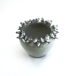 CAV4209WT - Extra Large Ceramic Gathering Bird <b>Pot</b> - 8.5 W x 7.5 H - Product Image 2
