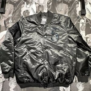 Custom OEM Outdoor Satin Varsity <b>Jacket</b> Custom Logo Custom Embroidery <b>Men</b> Street Wear <b>Light</b> Baseball Satin Varsity <b>Jackets</b> - Product Image 1