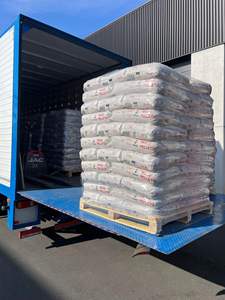 Granulés de bois de pin et de sapin de qualité A1 certifiés ENplus Briquette à faible teneur en cendres de 6mm Approvisionnement en vrac au meilleur prix Sacs de 15kg - Product Image 4