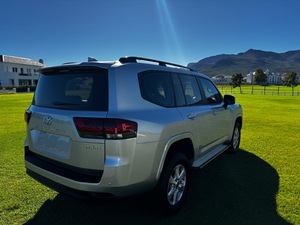 2025 To-yota La-nd C-ruiser 300 3.3D GX-R - Product Image 6