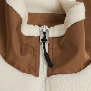 แจ็คเก็ตขนแกะขั้วโลกนุ่มสำหรับผู้ชายเสื้อโค้ทสำหรับสันทนาการกลางแจ้งซิปเต็มแบบกำหนดเอง - Product Image 4