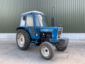 Tractor Agrícola Ford6600 de 110HP, Motor con 4001-6000 Horas de Uso Certificado, Resistente y Duradero - Product Image 3