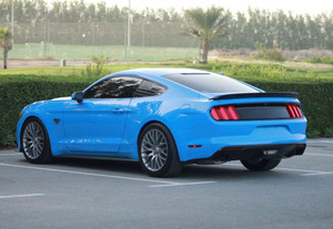 Mustang Usado 2017, Volante a la Izquierda, Tracción en las Cuatro Ruedas, Cuero, R16, ACC, Interior Oscuro - Product Image 4