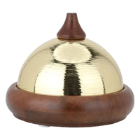 Bol de service conique martelé doré avec base en bois et poignées Vaisselle de service en métal pour le service des aliments et la décoration de table