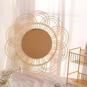 Miroir en rotin en forme de fleur standard miroir mural décoratif au design naturel pour chambre à coucher salon bon prix - Product Image 6