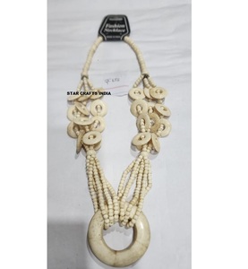 Collar hecho a mano de hueso de Metal de madera de resina nueva medalla de Metal circón Virgen Guadalupe San Benito colgante collar para - Product Image 5