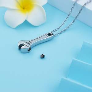 จี้ใส่เถ้ากระดูกทำจากสแตนเลสสำหรับผู้ชายผู้หญิงปรับขนาดได้ตามต้องการ - Product Image 4