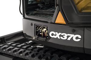 รถขุดขนาดเล็กมือสอง รุ่น CX37C ขนาด 3.5 ตัน เหมาะสำหรับงานก่อสร้างและจัดสวน - Product Image 3