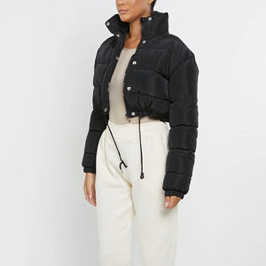 Chaqueta acolchada de burbujas recortada de Invierno para mujer personalizada, Abrigo acolchado de retazos, servicio OEM/ODM - Product Image 5