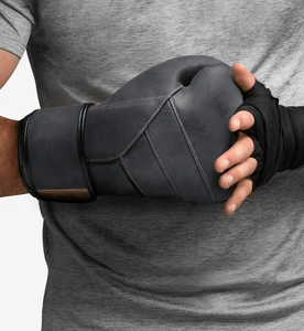 Gants de boxe en cuir de vachette professionnels avec logo personnalisé OEM, compatibles avec les écrans tactiles, imperméables, de haute qualité - Product Image 2