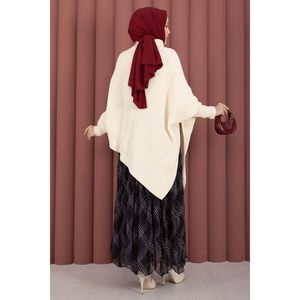 Pull en maille asymétrique écru pour femme, col roulé, respirant, style décontracté, motif brodé avec logo frontal, court, pour l'hiver - Product Image 6