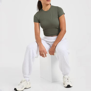 Top de Yoga para Mujer al por Mayor, Personalizado, en Colores de Moda, Material de Poliéster de la Mejor Calidad, Teñido Liso, Transpirable - Product Image 4