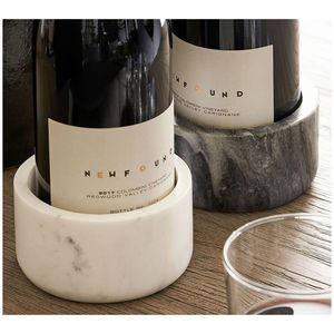 Sous-verre de bouteille de vin en marbre Décoration et accessoires de table élégants - Product Image 3