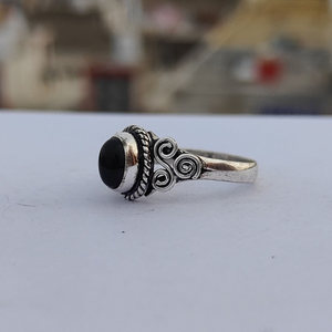 Anillo fino de Plata de Ley 925 para mujer, bisel de piedras preciosas de ónix negro hecho a mano, ajuste clásico para uso diario, aniversario, boda - Product Image 3