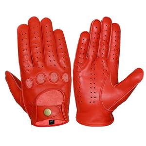 Gants de conduite en cuir perforé rouge classique de haute qualité pour hommes, respirant et élégant, idée cadeau - Product Image 1