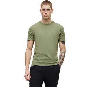 Camiseta Deportiva para Hombre de Talla Grande, Diseñada para Actividades Deportivas y de Gimnasio - Tejido Transpirable y de Secado Rápido - Product Image 1