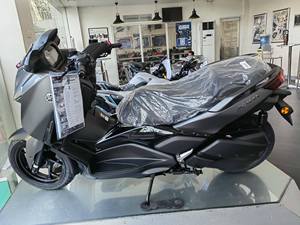 ST2026 XMAX 300 Tech MAX y XMAX 300 Tech MAX - Product Image 4