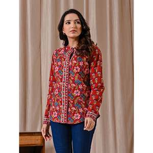 Blusa de Algodón Rojo Oscuro con Estampado y Botones Frontales con Decoración Bordada - Product Image 5