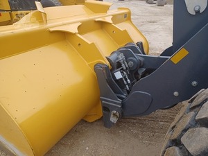 Tractor Agrícola DEERE 524 P-TIER 2023 de 185HP con Motor y Caja de Cambios - Product Image 4