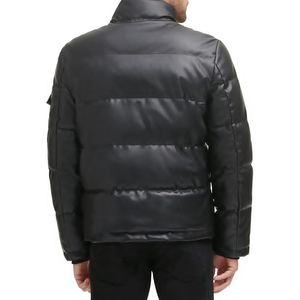 Chaleco acolchado de lona ligero para hombre con cuello levantado y decoración de bolsillo Logotipo personalizado en estilo de calle principal frontal - Product Image 2