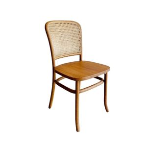 Sillas de Salón Hechas de Madera de Teca de Calidad con la Adición de Ratán en un Diseño Elegante - Product Image 1