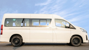 Toyota Hiace 2020, Autobús de 11-20 Asientos, Transmisión Manual, Volante a la Izquierda, Gasolina, Emisión Euro 4, Más de 130 km/h, En Venta - Product Image 2