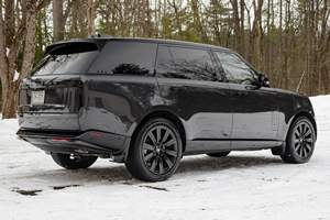 Range Rover P400 SE LWB propre, modèle 2025 - Product Image 4