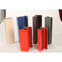 Extrusions décoratives en alliage d'aluminium série 6000, revêtement en poudre AkzoNobel, forme carrée, tempérage T3-T8, service de découpe disponible